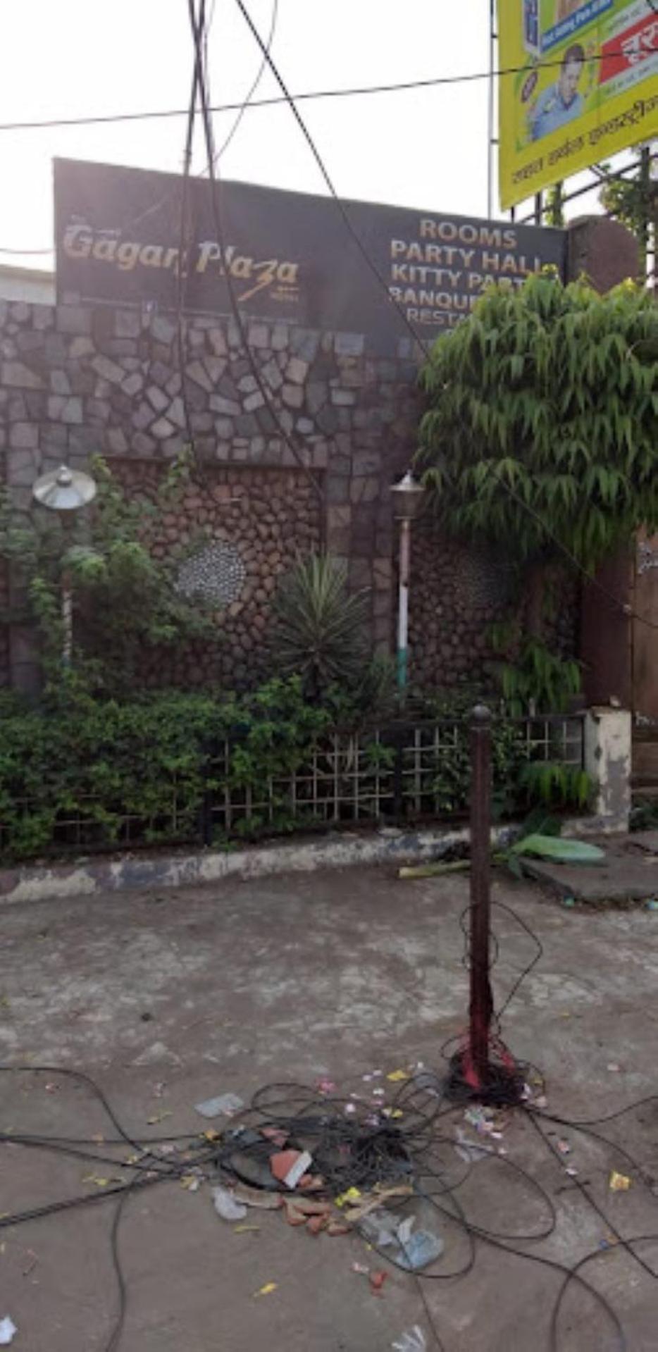 The Gagan Plaza Hotel 坎普尔 外观 照片